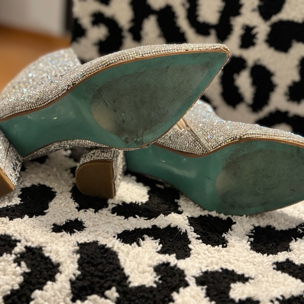 Betsey Johnson Sparkle Booties sz 11 - Picture 6 of 9